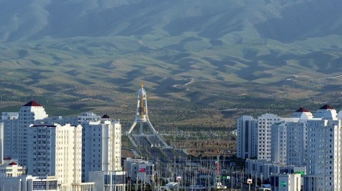 Türk İnşaat Şirketleri Türkmenistan'da 5,5 Ayda 3 Milyar Dolarlık İş Aldı