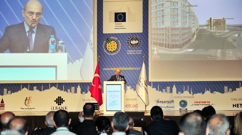 Bakan Bayraktar INSPIRE Konferansı'ndaydı