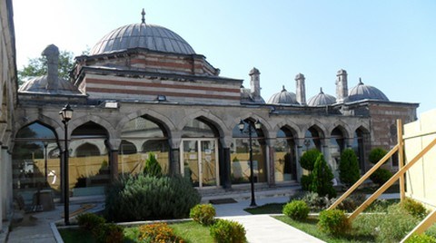 Şemsi Paşa Halk Kütüphanesi Restore Ediliyor