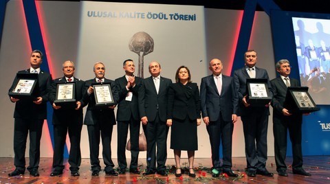 Kalite Ödülleri Boytaş, İstikbal, Petkim, Şanlıurfa ve Tarsus Belediyelerinin Kalite Ödülleri Boytaş, İstikbal, Petkim, Şanlıurfa ve Tarsus Belediyelerinin