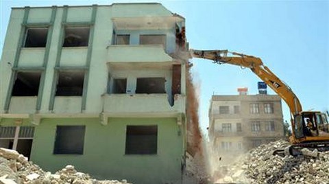 124 Kamu Binası Deprem Riski Nedeniyle Yıkıldı