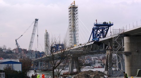 Haliç Metro Silueti