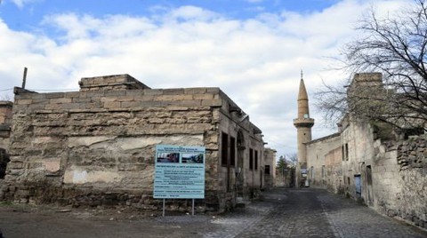 Sokağın Altından Yer Altı Şehri Çıktı!