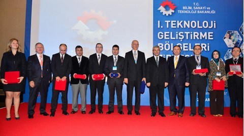 Bakan