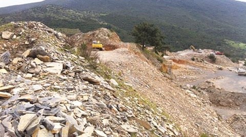 Taş Ocakları Ormanları Talan Ediyor
