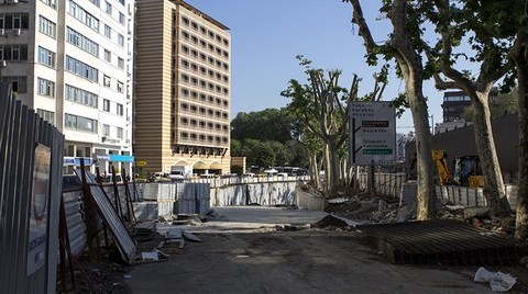 Taksim’in Üstü Altında 