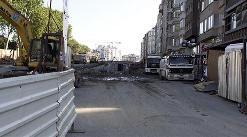 Taksim’in Üstü Altında 