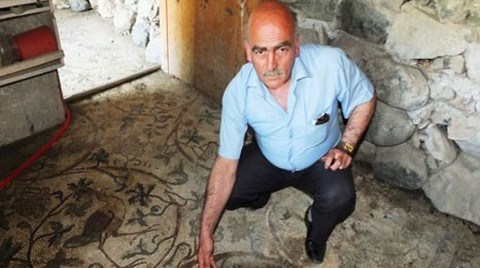 Tarihin Üzerinde Oturuyorlar!