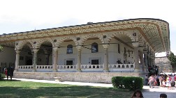 Topkapı Sarayı Arz Odası Yenilendi  