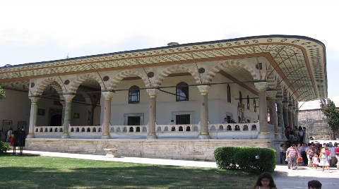 Topkapı Sarayı Arz Odası Yenilendi