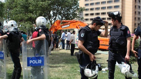 İstanbul Gezi Parkı için Nöbette