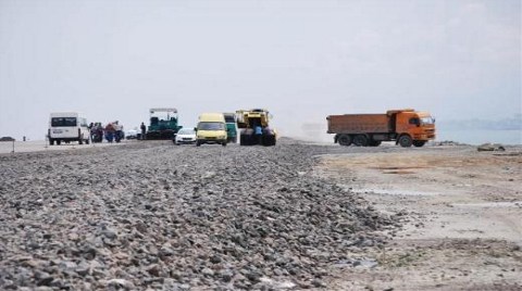 Denize Dolgu Havalimanı İçin 13 Milyon Taş!