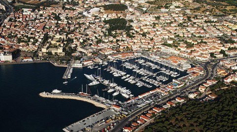 Ağaç Dikmeyen Eve Elektrik ve Su Yok!