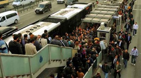 Cevizlibağ Metrobüs İstasyonuna Düzenleme