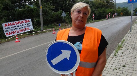 Arsasından Geçen Yolu Kapattı