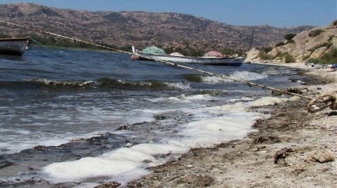 Can Çekişiyor! İşte Son Fotoğraflar