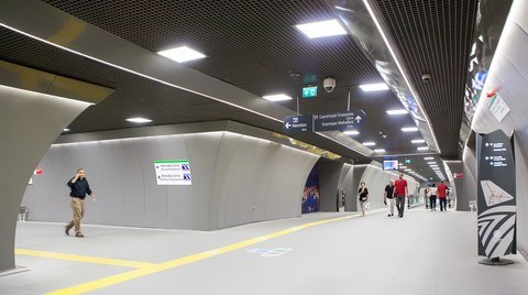 zorlu center metro ve metrobus ile birlesti yapi