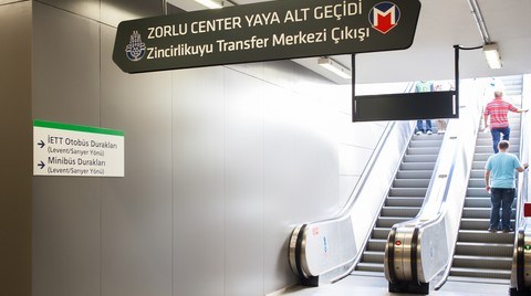 zorlu center metro ve metrobus ile birlesti yapi