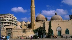 Mısır Restorasyon Anlaşmalarını Askıya Aldı