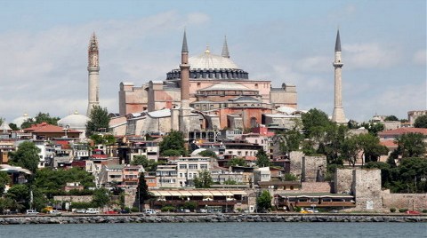 Ayasofya'ya Yeniden İskele