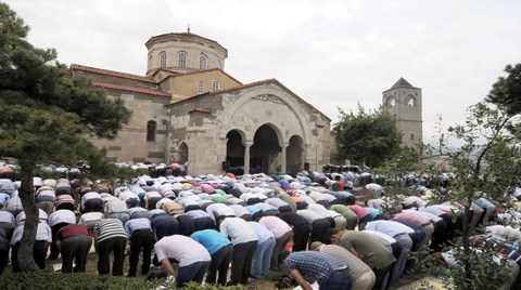 Mahkeme: Ayasofya Cami Değildir!