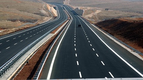 2 Bin 16 Projeye 122 Milyar Lira Harcanacak