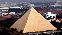 Piramitten Sonra Gökdelen Dikecek!