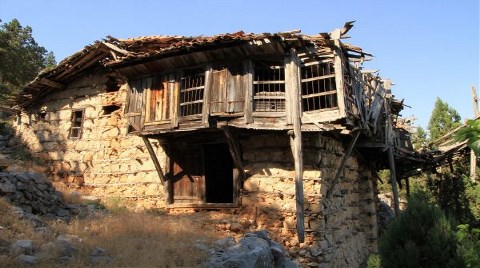 Bu Tarih Yağmalanıyor!