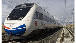 Yerli Tren İzmir-Bandırma Seferine Çıktı