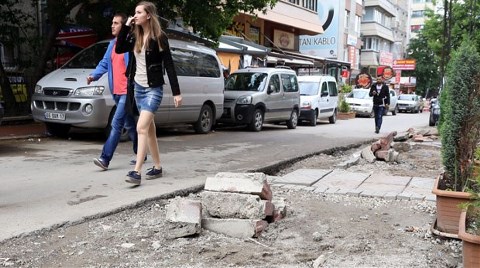 İki Belediye Bir Kaldırım