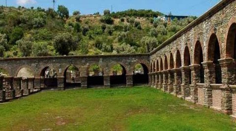 Tiyatro Medresesi'ne 'İmar Kirliliği' Davası!
