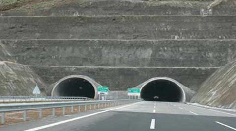 Türkiye'nin En Uzun Tünelinde 10,6 Kilometre Yol Alındı