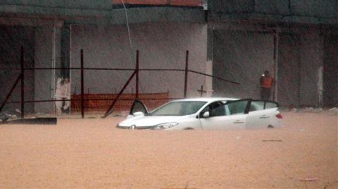İstanbul'da Sel Değil 'Altyapı' Felaketi