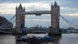 Londra'nın simgesi Tower Bridge'e Cam Zemin