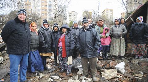 Ataşehir'de Romanlara Geçici Barınma Çözümü