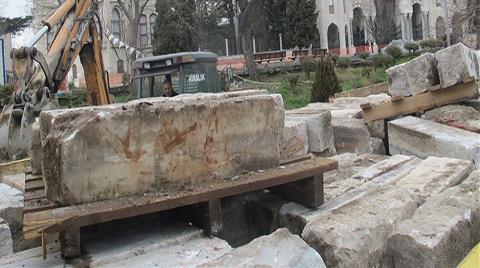 Beyazıt’ta Mermer Bloklar Sır Oldu