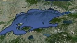 "Marmara Denizi'nde Tsunami Riski Var"