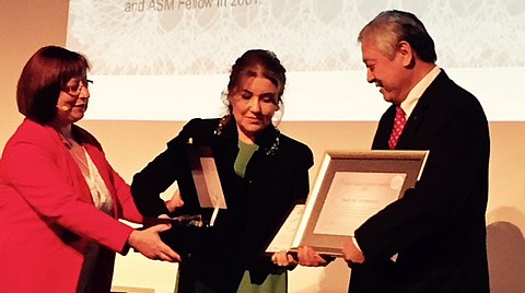 2015 Halil Kaya Gedik Ödülü Prof. Dr. Stephen Liu'nun 2015 Halil Kaya Gedik Ödülü Prof. Dr. Stephen Liu'nun