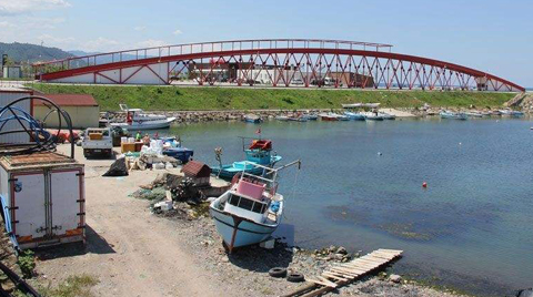 Trabzon'da 160 m'lik Köprü Suyun Üstüne Değil Kenarına Yapılmış