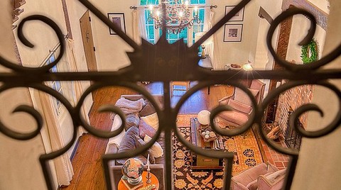 Ünlü Dizi Karakterinin Evi Satılık