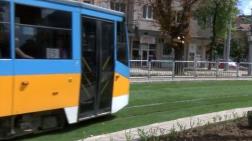 Sofya'nın Tramvay Hatları Çimleniyor