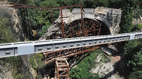 589 Yıl Ayakta Kaldı; Restorasyonu Sırasında Yıkıldı