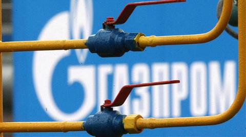 Rus Petrol ve Doğalgaz Şirketleri için Görünüm "Negatif"