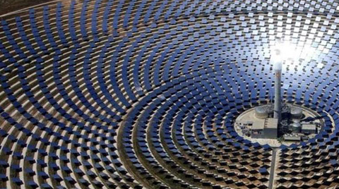 Dünyanın En Büyük Güneş Enerjisi Santrali için İlk Adım Tamamlandı