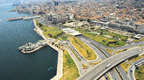 İstanbul'a Yakınlaşan İzmir’de İnşaat Atağa Geçti