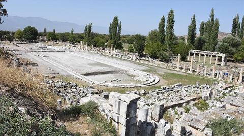 Afrodisias'ın Dev Havuzu Gün Yüzüne Çıkıyor
