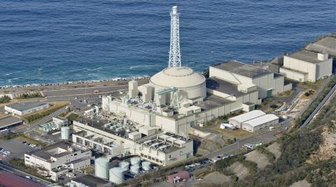 Japonya 9 Milyar Dolarlık Nükleer Santrali Kapatıyor
