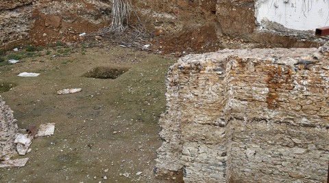 Kadıköy'de İnşaat Kazısında Tarihi Eser Bulundu