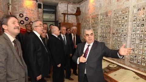 Tarihi Lisede Müze Açıldı