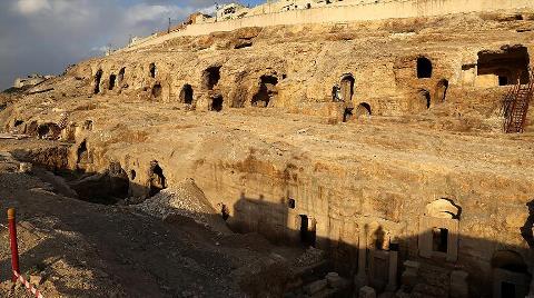 2 Bin Yıllık Kaya Mezarları Turizme Açılacak